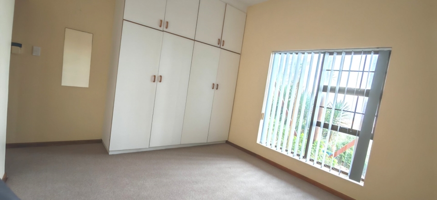 5 Bedroom Property for Sale in Dana Bay Western Cape